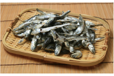 美味しい煮干し 400ｇ / いわし 鰯 イワシ 煮干し おやつ  国産 魚 お魚 さかな 食品 和歌山県 由良町【uoms008】