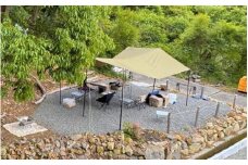 【先行予約受付】 キャンプ場 由良湾ビューソロサイト （1泊）≪土日祝のみ≫ ※10月～5月に宿泊可能 / キャンプ 宿泊 旅行 体験 きゃんぷ 由良町 和歌山  ゆらきゃんぷ チケット 利用券 テント BBQ アウトドア 旅行券【tmbw001】