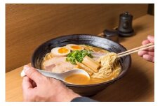 人気ご当地ラーメン　高級湯浅醤油を100％使用した和華山至極のラーメン　10人前セット