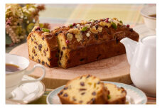ホテルこだわりのしっとりレーズンパウンドケーキ ラム風味