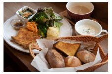 YP-05　よしぱんのランチ＆パン商品券（3,000円相当分）