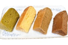 メイプル牛乳と新鮮な卵で出来たふわふわしっとりシフォンケーキ 6個入【シフォンケーキ ケーキ スイーツ 洋菓子 焼き菓子 お菓子 おかし 冷凍 プレーン 抹茶 チョコ さくら いちご キャラメル 詰め合わせ しっとり ふわふわ 島根県 益田市】