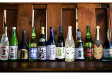 ＜発送月固定定期便＞3つの蔵元厳選・季節のお酒飲み比べ3本セット(2,5,8,11月発送)全4回【4064200】