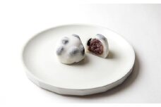 52-02和菓子の王道！黒豆大福１５個（里山工房和菓子たむら）