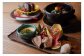 里山の旬を一皿に。お料理は地域の風土や人とのつながりを大切に選んだ食材を使用