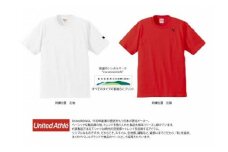 尾道市立美術館オリジナル「黒ねこ刺繍Tシャツ（赤・Ｍサイズ）＆警備員ピンバッジ」（Ｔシャツ刺繍位置：袖）