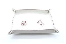 カープ×はっさくんコラボトレイ 白【革工房いんのしま 牛革 カープ はっさくん トレイ】