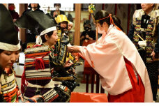【標準プラン】太鼓でお出迎え！鎧に着替えて、村上海賊ゆかりの因島最古の神社で鎧武者等祈願体験 （約2時間のコース）大人（13歳～）1名、子供（5歳～12歳）1名