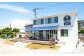 養殖池の隣には養殖牡蠣＆車海老が味わえるレストランが併設されています。
※団体様10名様以上から予約受付可