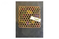 季節を感じる花弁当  ボックス フラワーアレンジメント （縦 約22cm×横 約22cm× 高さ 約８cm）　【山口県 宇部市 季節 花 実 色  こだり かご 竹籠 たけ お弁当フラワー アレンジメント 大臣賞受賞  デザイナー 楽しみ 華やか 観賞 自宅用 プレゼント ギフト 贈り物 内祝 結婚祝い お祝い お誕生日 御歳暮 御中元 父の日 母の日 】