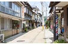 フォトグラファー安森信が撮る長門市の風景「俵山　町並み」カラー