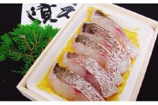 瀬戸内産　鯛の味噌漬（木箱）5切入