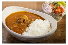 焼豚屋のカレー（４食／レトルトパック）