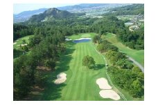 全日利用可能無料招待券4枚(鹿庭・氷上コースセルフ)|ゴルフ場 招待券 全日利用可能 4枚 老舗コース 36ホール 香川県 三木町|_mk028-004
