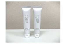 「シルク」の優れた保水力♪ ひのきシルクハンドクリーム 2本(各40g) 保湿クリーム スキンケア 保湿ケア 美容 愛媛県大洲市/一般社団法人キタ・マネジメント（おおず赤煉瓦館） [AGCO106]