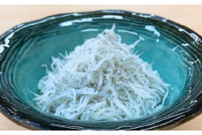 しらす干し 約1.5kg (約500g×3袋) 浜で瞬時に釜出し 高知のしらす 【グレイジア株式会社】 [ATAC078]