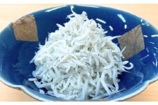 釜揚げしらす 約600g (約300g×2袋) 浜で瞬時に釜出し 高知のしらす 【グレイジア株式会社】 [ATAC079] 釜出し 小分け 魚 さかな  国産しらす ちりめん じゃこ 鰯 いわし しらす丼 海鮮丼 ご飯 おつまみ 加工品 ふりかけ 海の幸 魚介