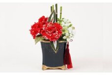 和装のカーネーション花飾りセット（赤）　母の日 らんまん 花 雑貨 造花 インテリア お祝い ギフト 贈答 人気 送料無料 高知市 【花工房美呂】 [ATCO017]