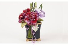 和装のカーネーション花飾りセット（紫）　母の日 らんまん 花 雑貨 造花 インテリア お祝い ギフト 贈答 人気 送料無料 高知市 【花工房美呂】 [ATCO018]