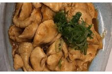 土佐はちきん地鶏もも肉の味噌ダレ炒め