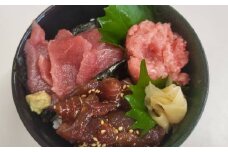 まぐろ海鮮丼の具　
