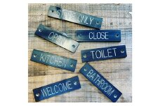 COBA (49) NAME BAR (BATHROOM)