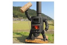 ロボット型薪ストーブ（ミニ）アウトドア 災害備蓄 防災グッズ ストーブ 薪 暖炉 暖房器具 オブジェ 置物 インテリア ピザオーブン 灰かき付き ユニーク オリジナル 存在感 ガラス【R00757】