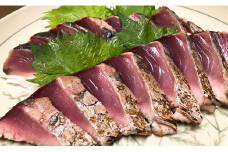 藁焼き ヤイトカツオのタタキ２節（うまみぽん酢付）2人～4人前 鰹のたたき 刺身 お刺身 タタキ おつまみ おかず 惣菜 新鮮 海鮮 魚介 高知 冷凍【R01407】