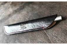 鹿革の一本差しペンケース【黒】（ブランドロゴ入り）革小物 革製品 レザー 小物 レザークラフト ハンドメイド 手作り お洒落 文房具 筆箱 ポーチ メンズ小物 ギフト 贈答【R00505】