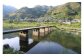 透明度の高さにより水面と川底が青く輝く「仁淀ブルー」の愛称で親しまれています。
