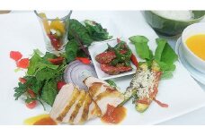 お山のレストラン「だっぱん屋」畑と山の贅沢ランチお食事券ペア 食事券 チケット お店 旅行 観光 ドラベル ランチ ディナー 有機野菜 キジ肉 ジビエ【CA02】