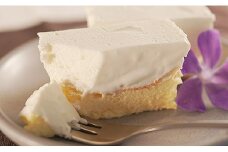 レアチーズとスフレのWチーズケーキ