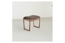 デュークスツール　ウォールナット無垢材　玄関ベンチ　大川家具(福岡県)【1368802】