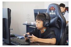 【福岡市のeスポーツ施設で楽しもう！】カフェ・PC利用券