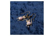 【福岡市返礼品】昭和ビンテージ　ねこピアス