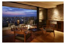 【福岡市】HILLTOP RESORT FUKUOKA　平日ペア宿泊券1泊朝食付き