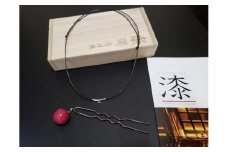 【ギフト用】【本漆塗】ゆれる漆玉かんざし(ピンク)・ペンダント両用タイプ(ペンダントコード付き)お洒落の幅が広がり日本の伝統工芸をお楽しみください