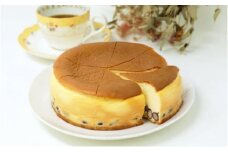 【低糖質】手作り黒豆ベイクドチーズケーキ