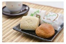 山田饅頭・竜太鼓 もなか 詰め合せ（饅頭×12個、もなか×8個）