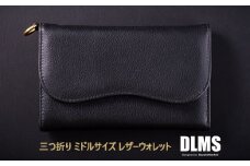 三つ折り財布 牛革 ミドルサイズ Dカン付 レザーウォレット  WZ012