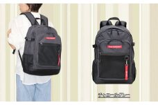 撥水、軽量、ポケット多数、ボックスロゴがお洒落な １０ポケット ２４L	  チャコールグレー WZ013-2