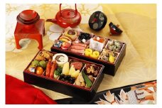 F079.日本料理てら岡・おせち／博多『華』弐段重（2～3人前）