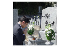 ＜水巻町のお墓が対象＞お墓参り代行サービス(1回)仏花・写真報告書付き【1371326】