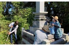 遠賀町霊園のお墓掃除（草取り・墓石の水拭き）代行