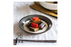 AA31-S 小石原焼　カネハ窯　飛び鉋プレート【中】(黒×白ツヤ)