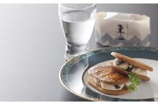 【佐賀県の銘酒東一大吟醸を使用】東一バターサンド10個入り：B125-021