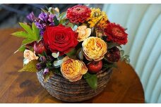 【定期便12回】季節の生花のフラワーアレンジメント：C310-003