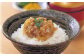 いかしゅうまい：新鮮なイカの上身と地元産のこだわり原材料を、
丹念に練り上げ蒸して仕上げました。