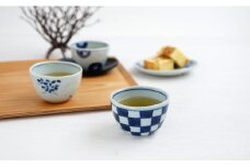 山口洋一工房 絵変り手びねりせん茶 5個セット 有田焼 食器 器 うつわ コップ カップ 湯呑 煎茶 小鉢 染付 手描き 湯呑 手作り 市松 小さめカップ 湯呑み フリーカップ 絵変わり ギフトセット 贈答 40000円 4万円 A40-97