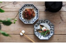 有田焼 徳幸窯 古染付八角皿 2枚セット【ヤマト陶磁器】食器 器 うつわ 磁器 陶磁器 取皿 菓子皿 八角皿 2枚 セット 貫入 古染付 渕錆 ネイビー ブラウン A50-275
